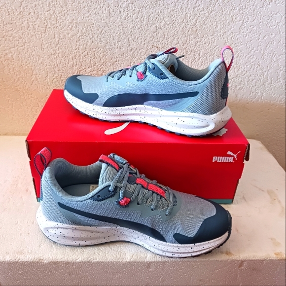 Puma - Picture 4 of 4